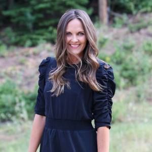 Meet your Posher, Angie